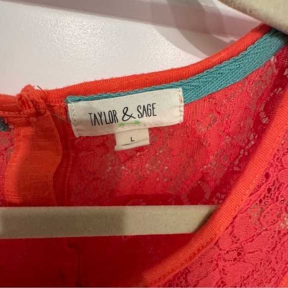 Crop top tank | women’s | size Large | coral color - Picture 3 of 6